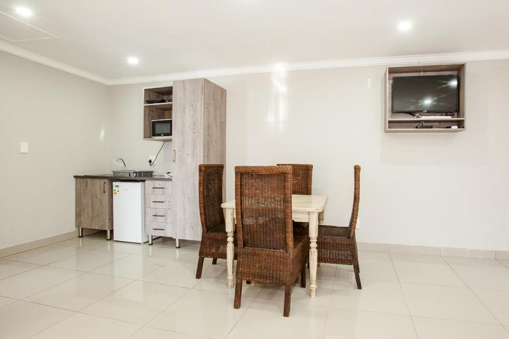 Windmills Rest Hotel Pretoria Exterior photo